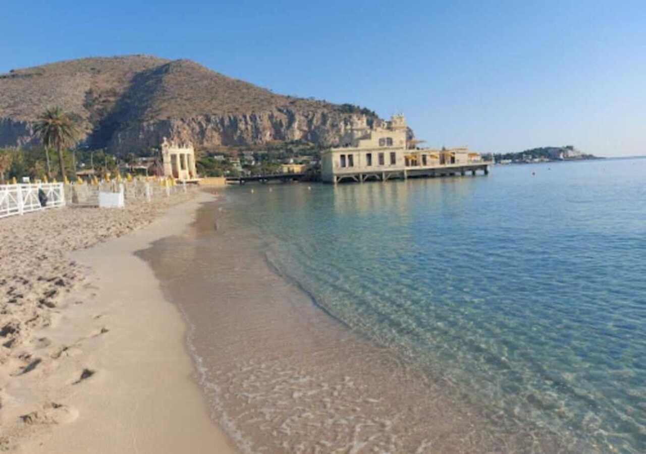 Casa Vacanza A 11 Km Dall'Aeroporto Di Palermo Carini Exterior foto